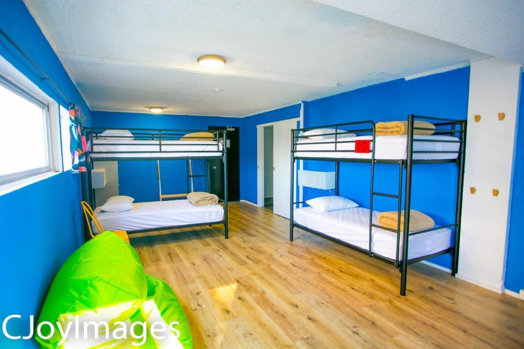 Rainbow Bay Beachhouse Coolangatta Экстерьер фото